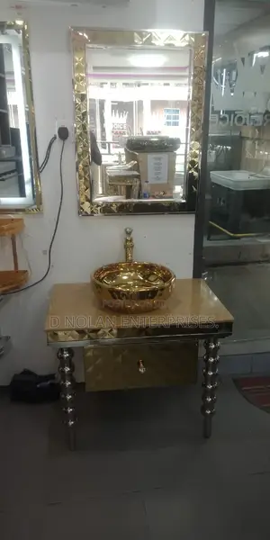Quality Gold Digsin Dining Table Top