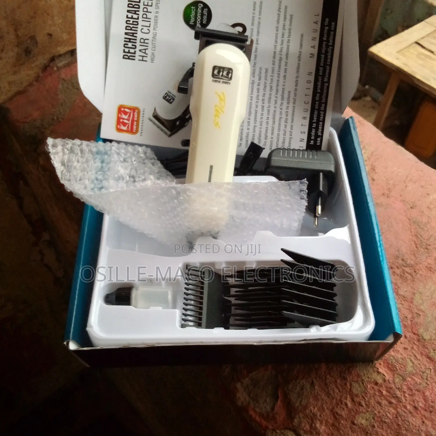 Kiki Rechargeable Non Digital Clipper, Model Ng- 699plus