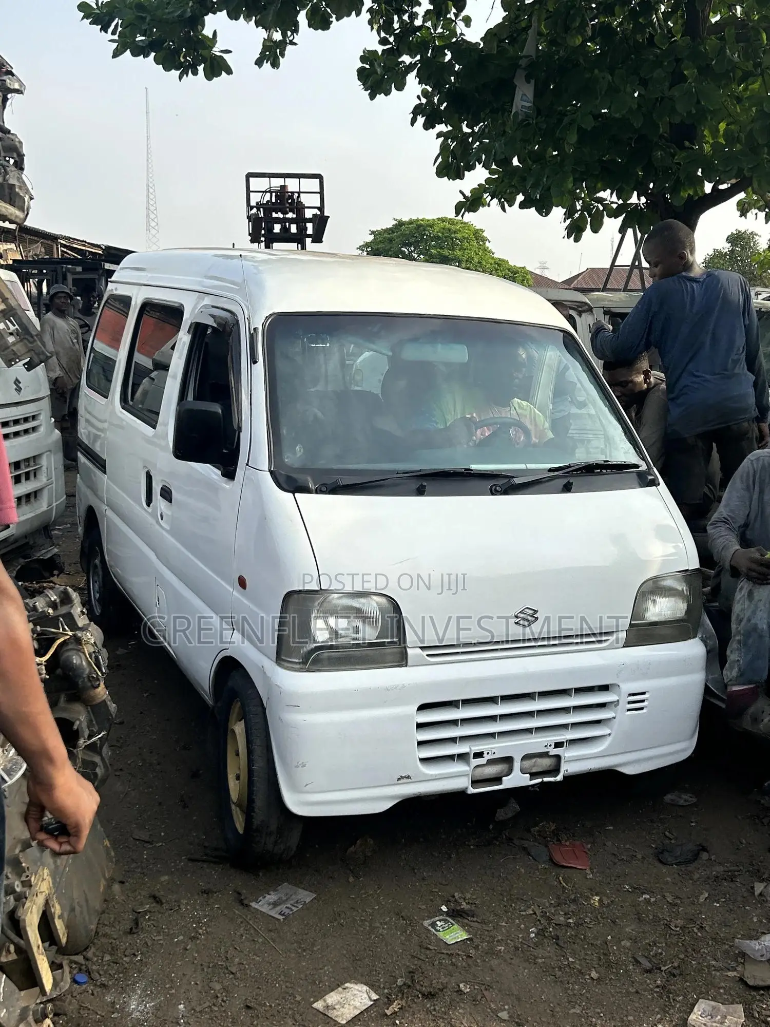 Suzuki Every 2010 White