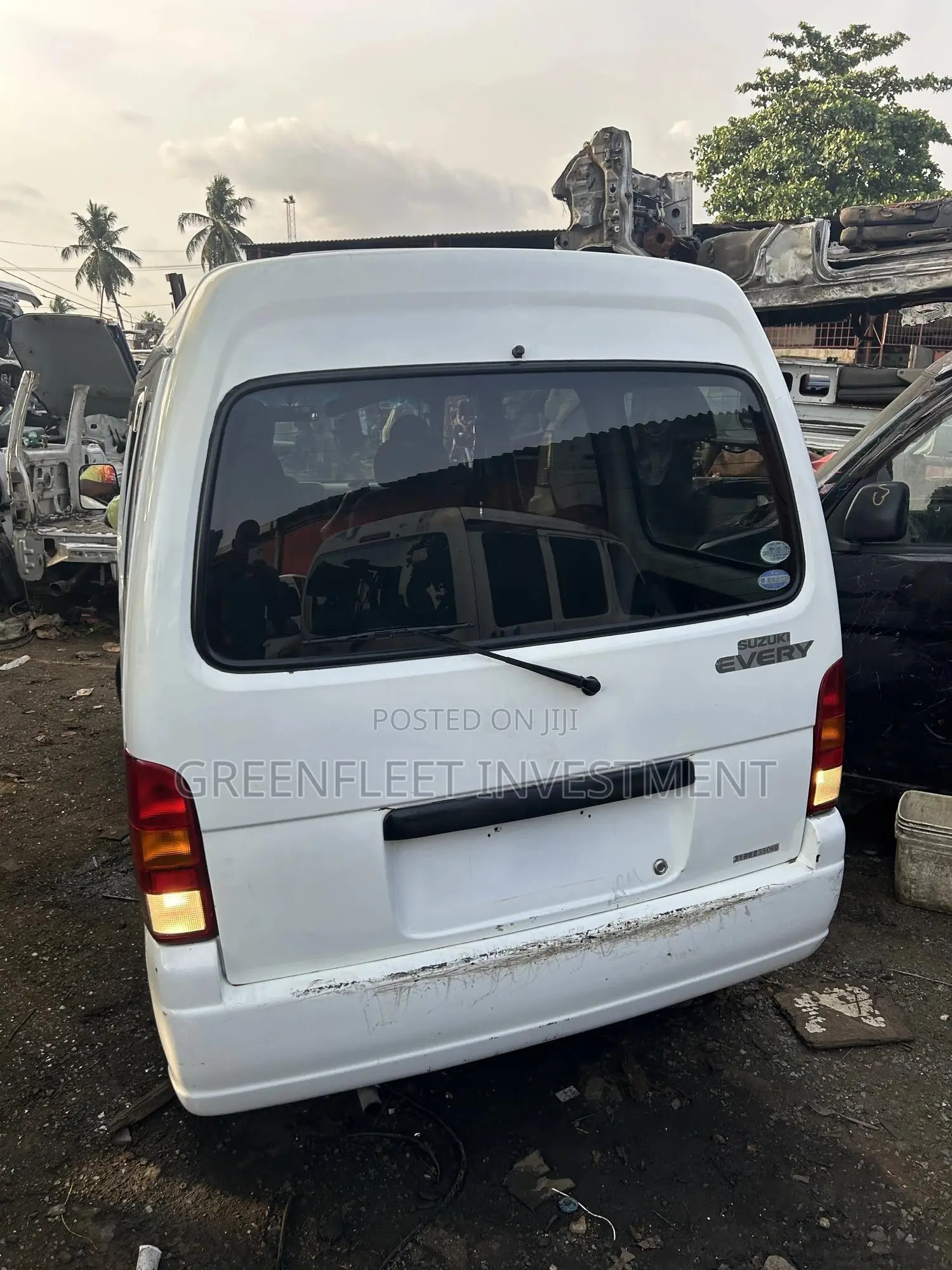 Suzuki Every 2010 White