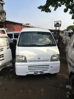 Suzuki Every 2010 White