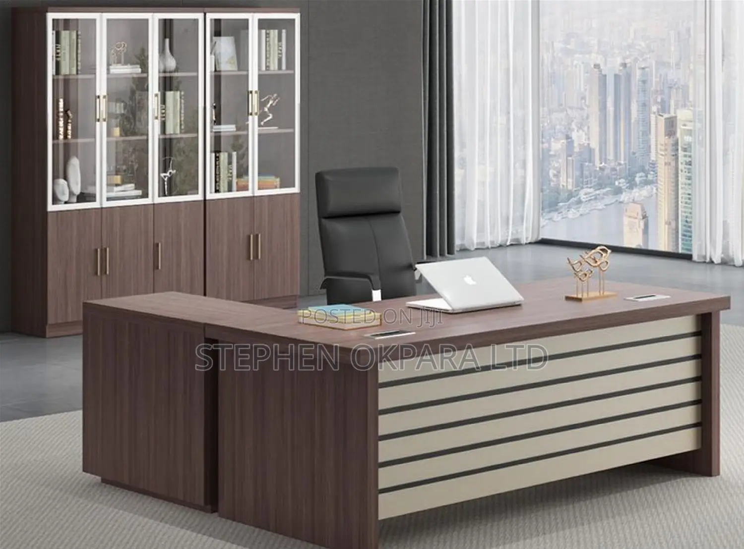 Executive Modern Office Table
