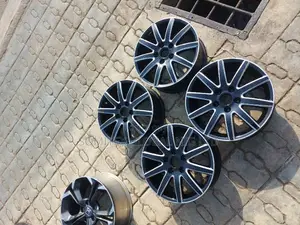 16rim Camry.