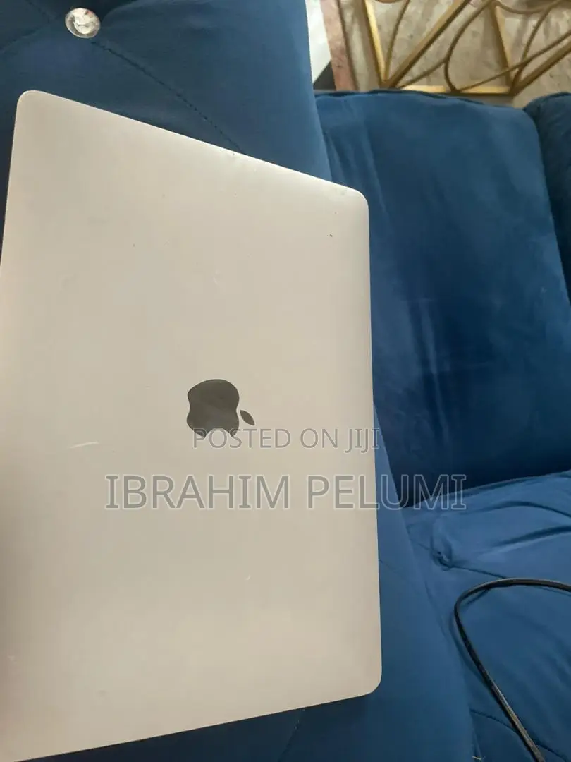 Laptop Apple MacBook Pro 2020 8GB Intel Core I5 SSD 256GB