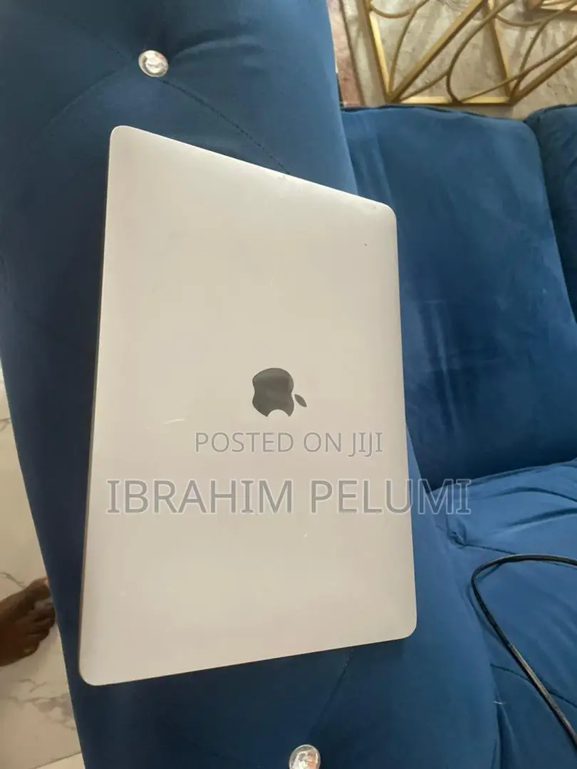Laptop Apple MacBook Pro 2020 8GB Intel Core I5 SSD 256GB