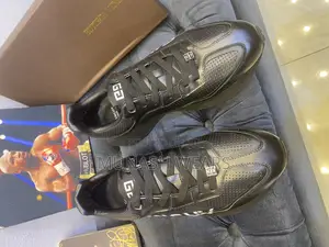 Luxury Original Givenchy Sneakers