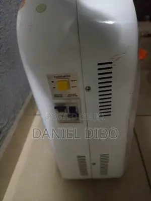 Prag Stabilizer 10KVA Relay