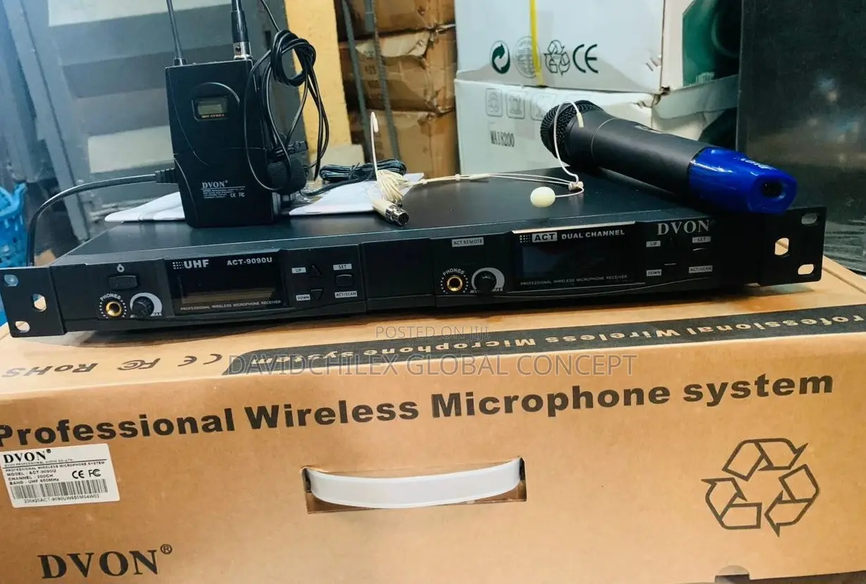 Dvon Handle and Lapel Wireless Microphone
