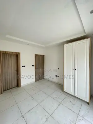 5bdrm Duplex in Chevron Drive, Lekki for rent