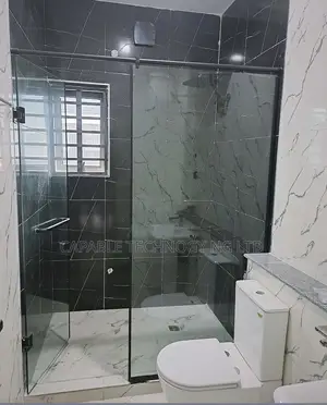 Shower Cubicle With Best Installation