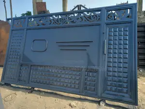 Giant Sliding Gates