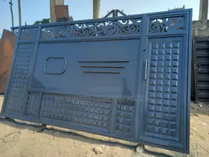 Giant Sliding Gates
