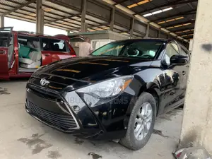Toyota Yaris 2018 Black