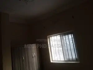 3bdrm Block of Flats in G.R.A, Enugu for rent