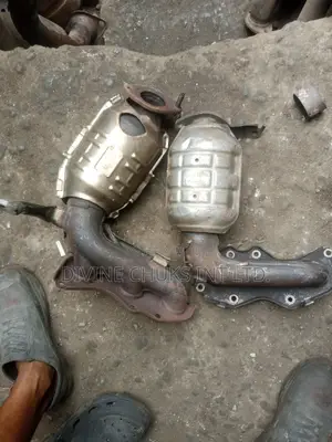 Complete Catalyst for Lexus Rx 350 2GR and Highlander 2013