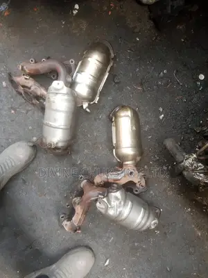 Complete Catalyst for Lexus Es 330 and Camry V6