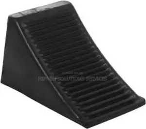 Black Rubber Wheel Chock, For Trucks And Tampo