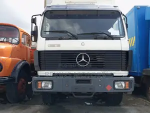 Mercedes-Benz _ Cover Body Truck