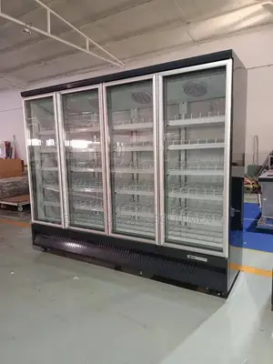 4doors Transparent Display Chiller