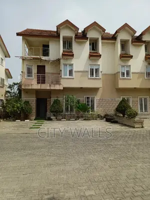 4bdrm Maisonette in Cooplag, Chevron for sale