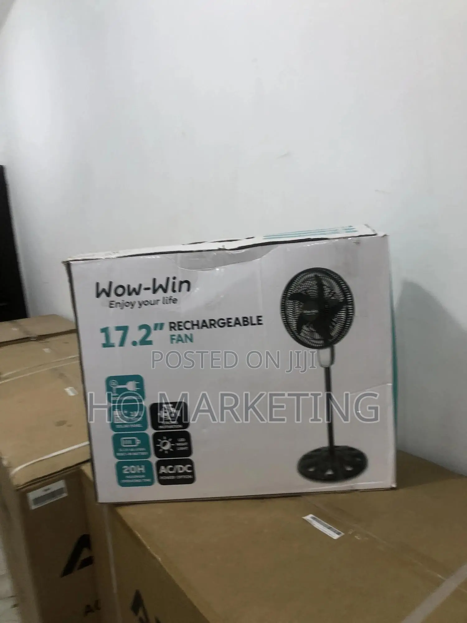 Strong Wind Rechargeable Fan Wow Win 17.2''