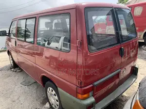 Volkswagen Transporter 2006 Red