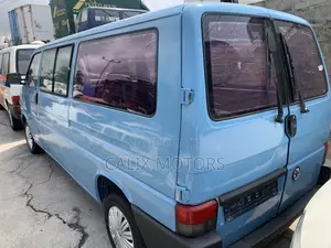 Volkswagen Transporter 2005 Blue