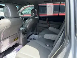Toyota Highlander 2009 Silver