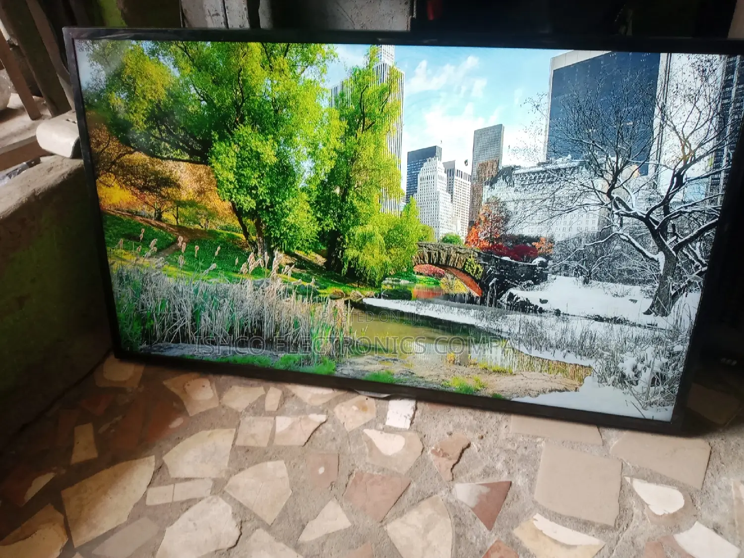 Samsung 50inches Smart