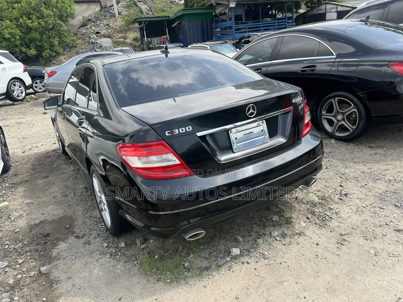 Mercedes-Benz C300 2016 Black