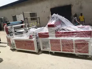 Cutting and Sealing for Bag Making With Auto Puncher Machine