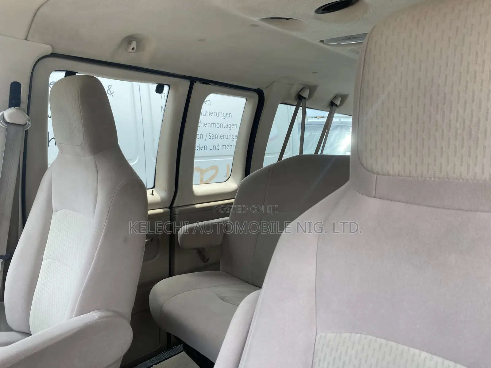 Ford E350 2012 Beige