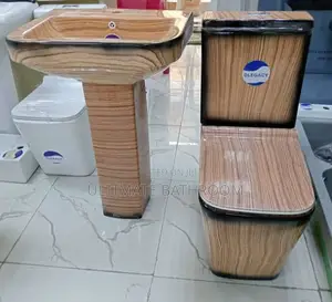 Wooden Colour Watercloset