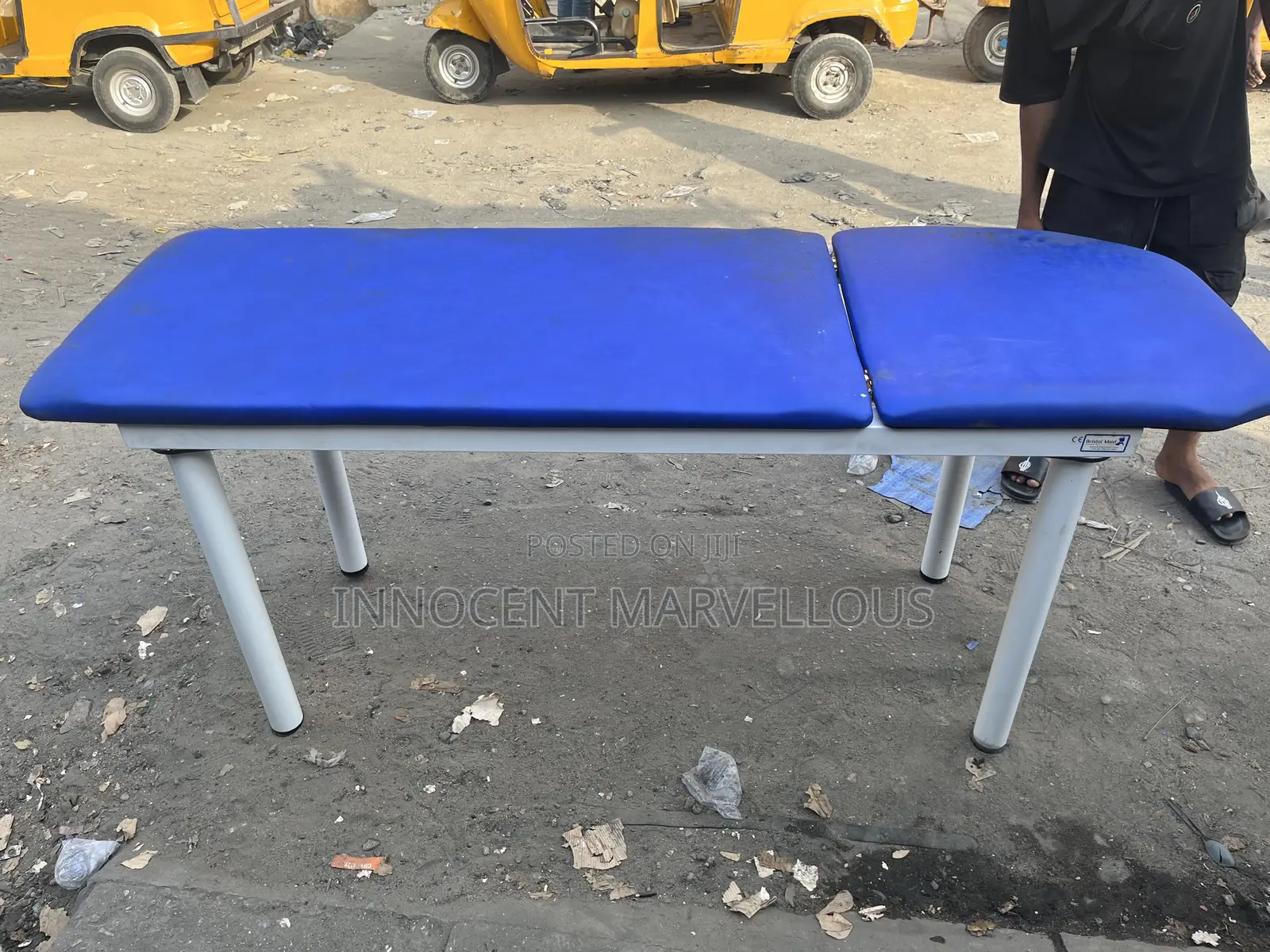 UK Foreign Examination Couch