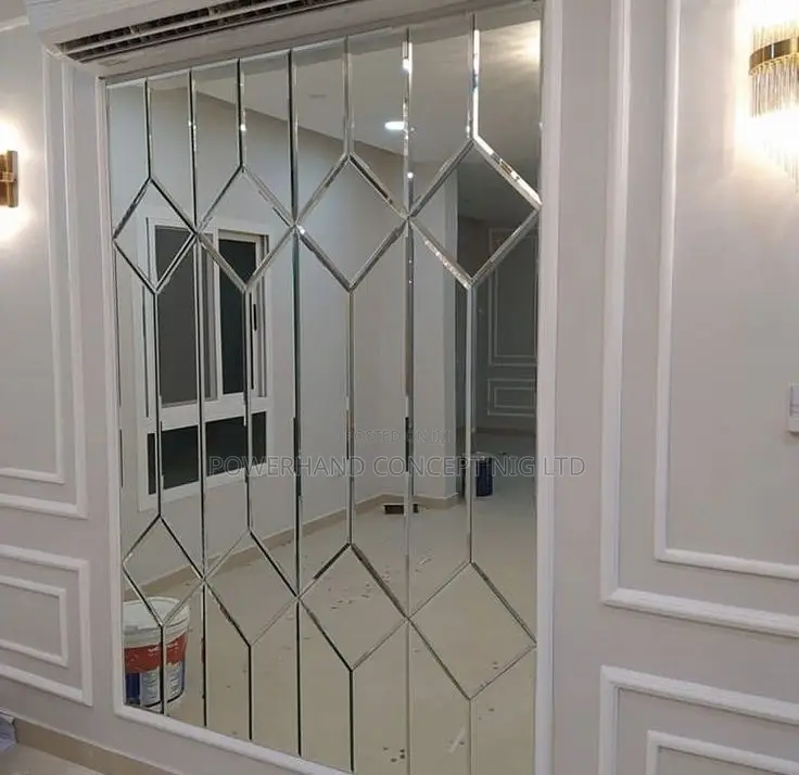 Cladding Mirror Design With Cornice