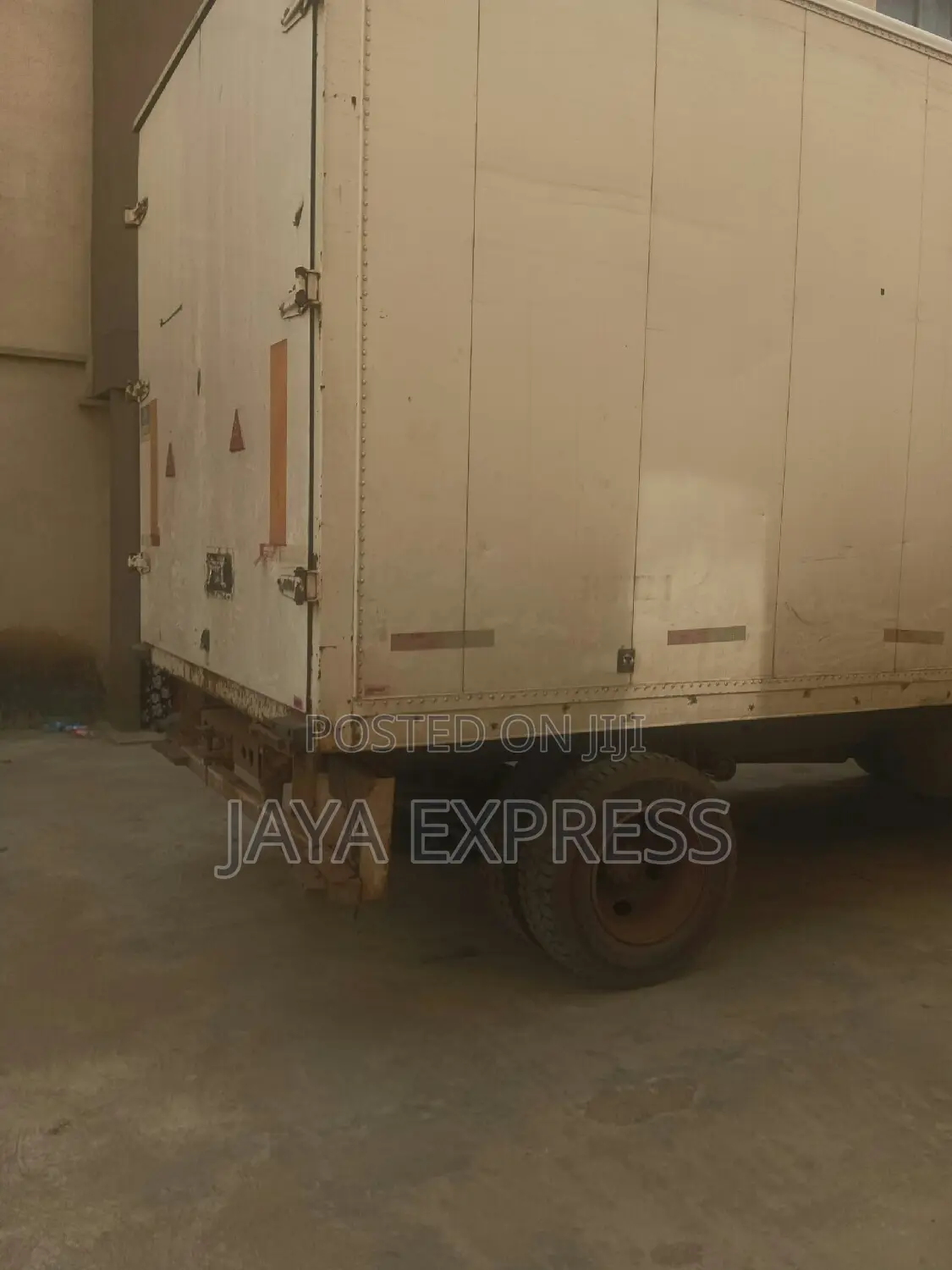 7.5 Tons Truck for Hire