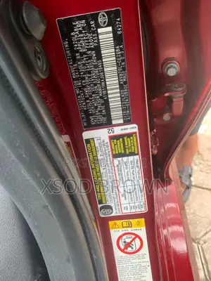 Toyota Camry XLE FWD (2.5L 4cyl 8AM) 2018 Red