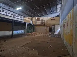Warehouse With Office Capacity of 300 SQM