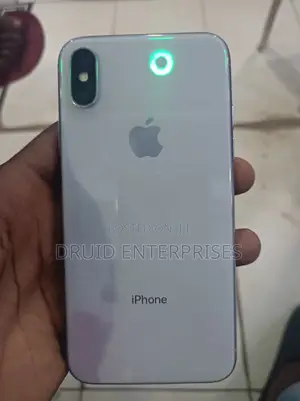 Apple iPhone X 64 GB White
