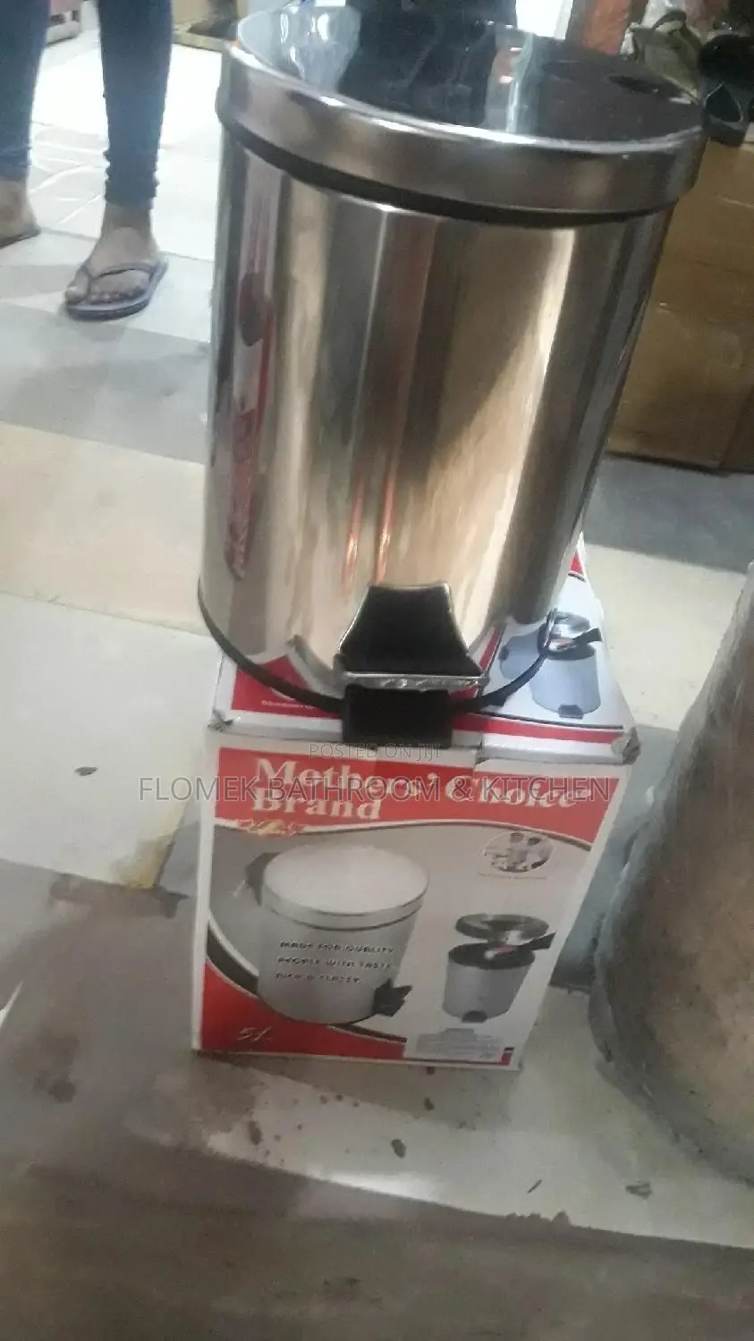 5 Litres Stainless Waste Bin (Mother's Chioce)