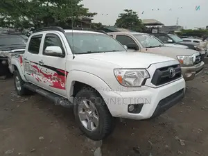 Toyota Tacoma 2014 White