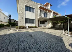 4bdrm Apartment in Lekki Phase 1 for sale