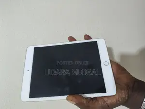 Apple iPad mini 4 128 GB
