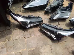 Lexus Headlight 2015 Model, 1 Set the Two Front