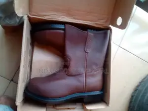 Redwing Safety Boots (All Sizes In Sock)