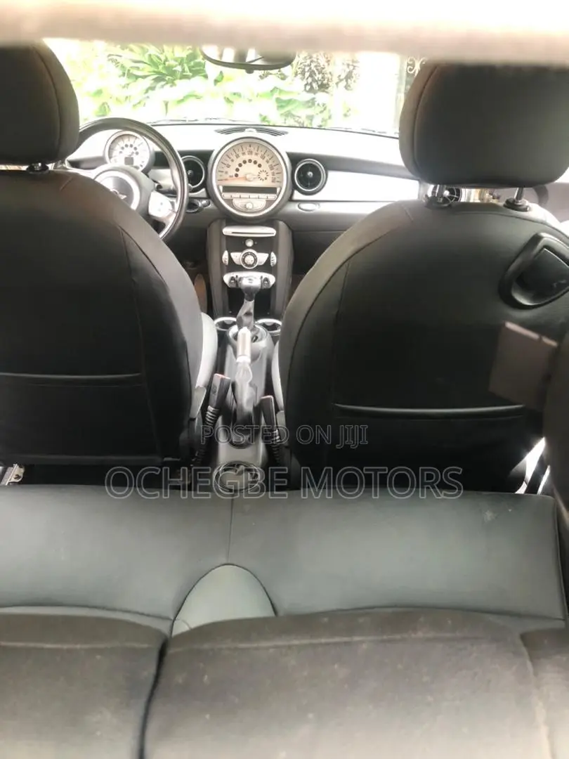 Mini Cooper Hardtop 2008 Gold