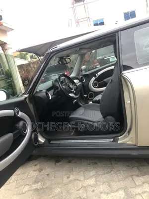 Mini Cooper Hardtop 2008 Gold
