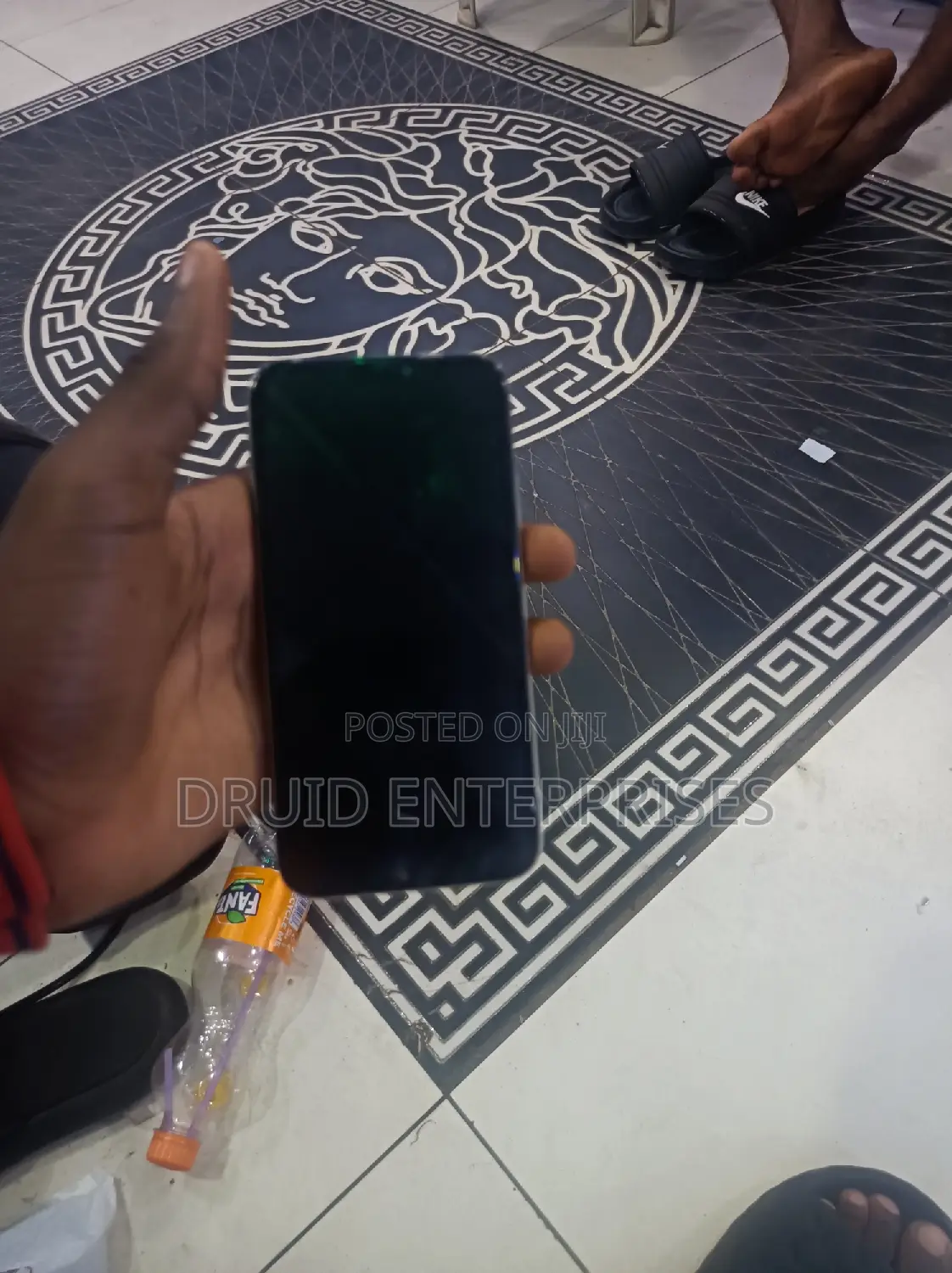 Apple iPhone X 64 GB White
