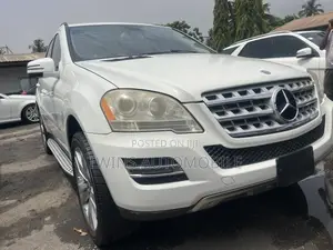 Photo - Mercedes-Benz M Class ML 350 4Matic 2010 White