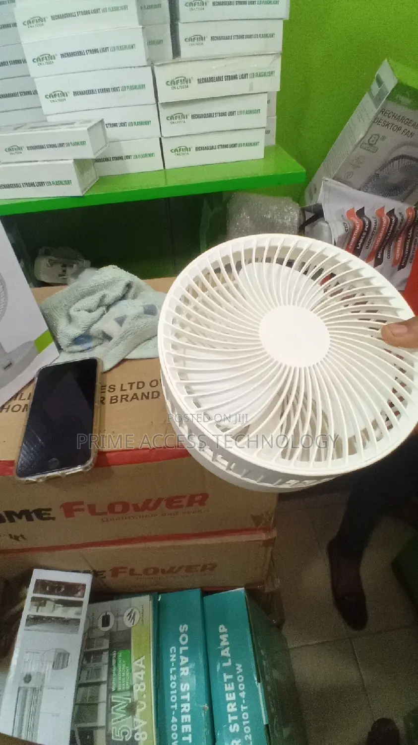High Quality Adjustable Rechargeable Table Fan
